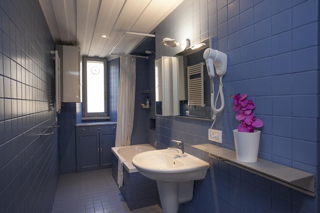 House Paganica Apartment Roma Phòng bức ảnh